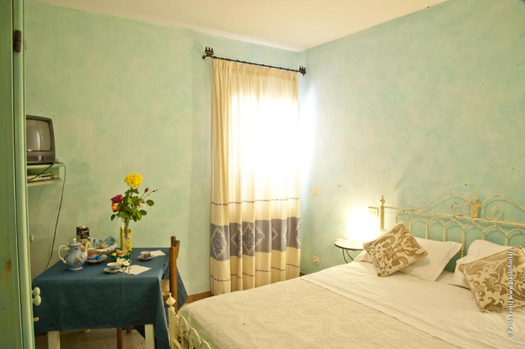 Bed And Breakfast Li Paduli Alvi Cannigione Eksteriør bilde