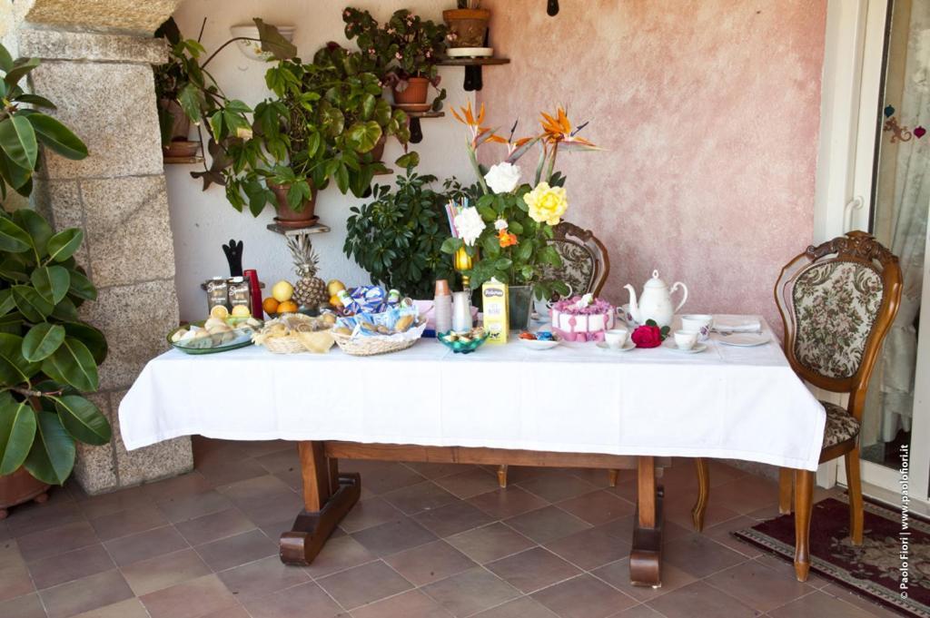Bed And Breakfast Li Paduli Alvi Cannigione Eksteriør bilde